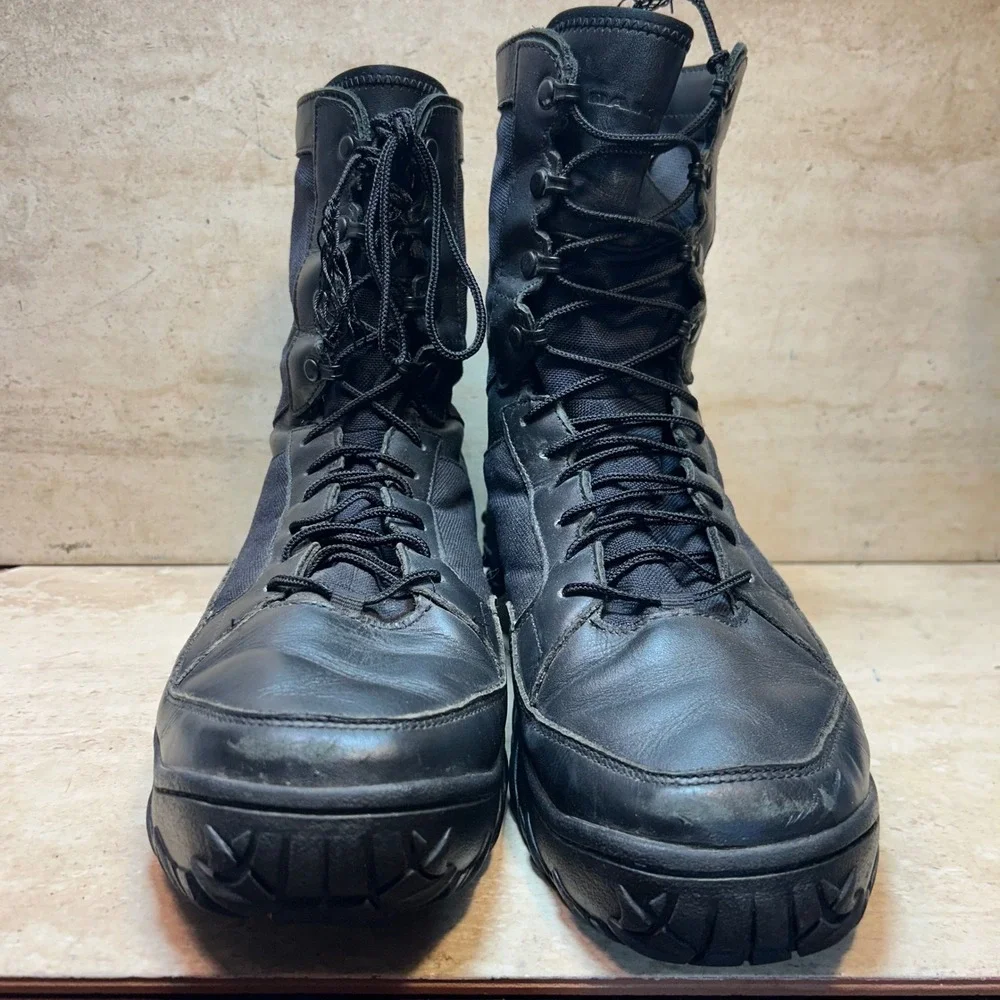 Oakley SI Assault 6 Inch Tactical Boots Mens 11 Black Leather Vibram 11194-001